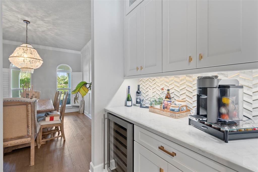 Lake Mary, Florida, 32746, United States, 4 Bedrooms Bedrooms, ,5 BathroomsBathrooms,Residential,For Sale,1998776