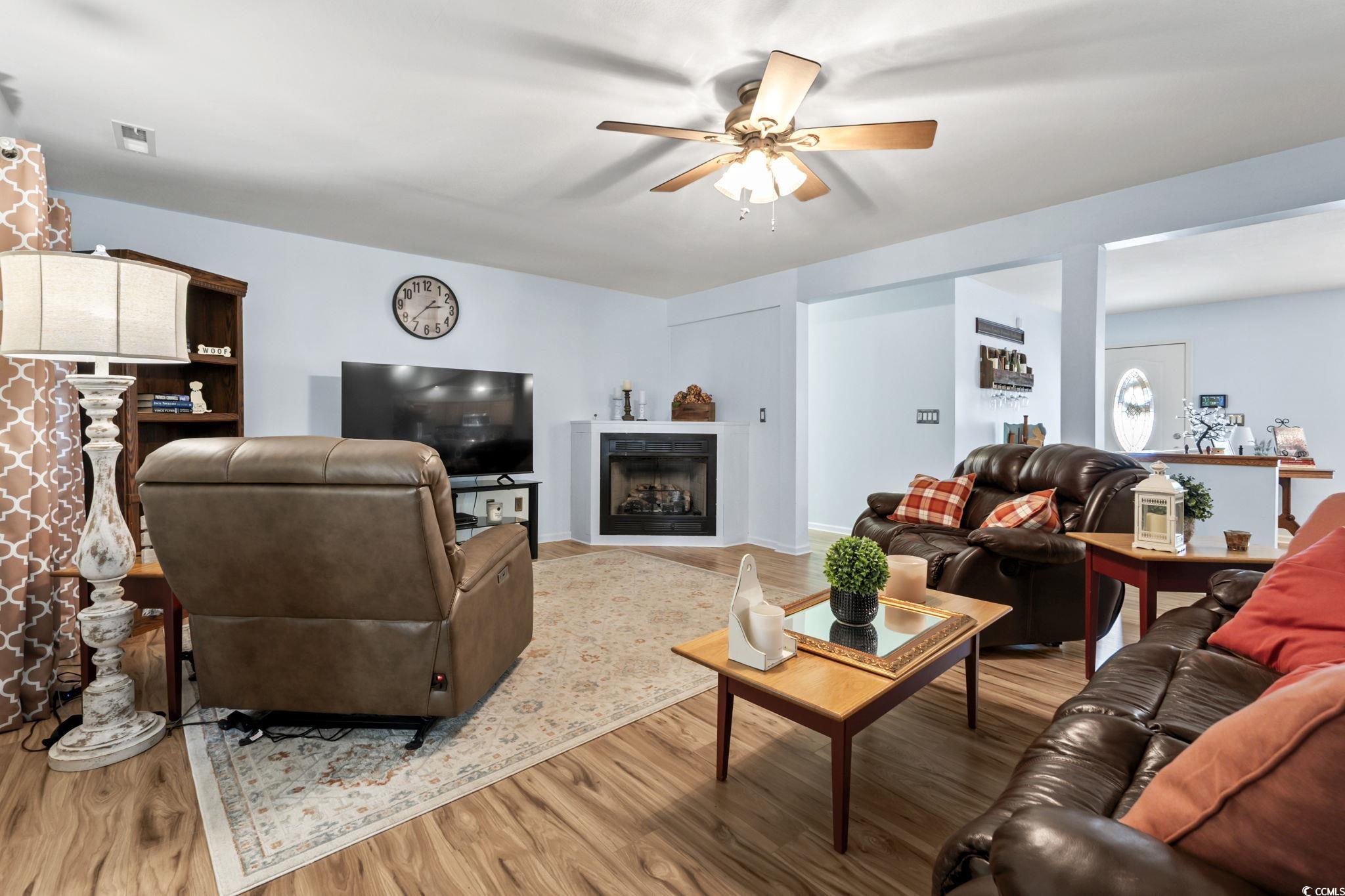 Murrells Inlet, South Carolina, 29576, United States, 5 Bedrooms Bedrooms, ,4 BathroomsBathrooms,Residential,For Sale,1988328