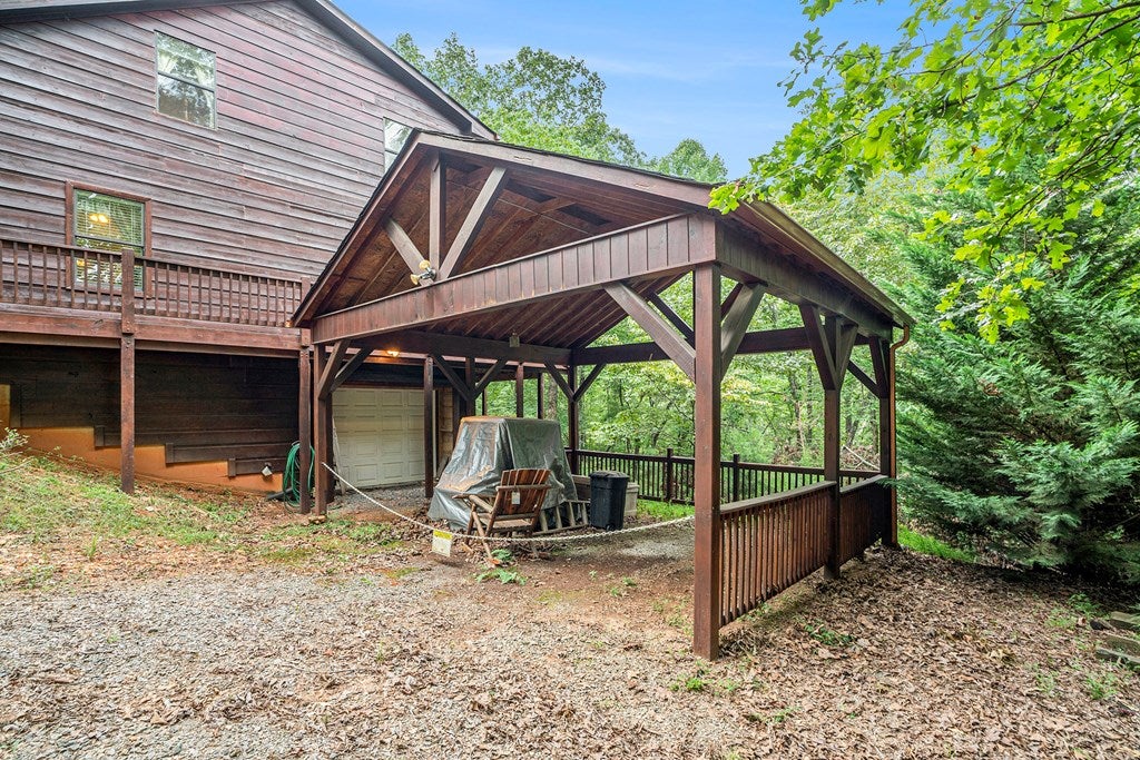 Ellijay, Georgia, 30540, United States, 4 Bedrooms Bedrooms, ,4 BathroomsBathrooms,Residential,For Sale,1858998
