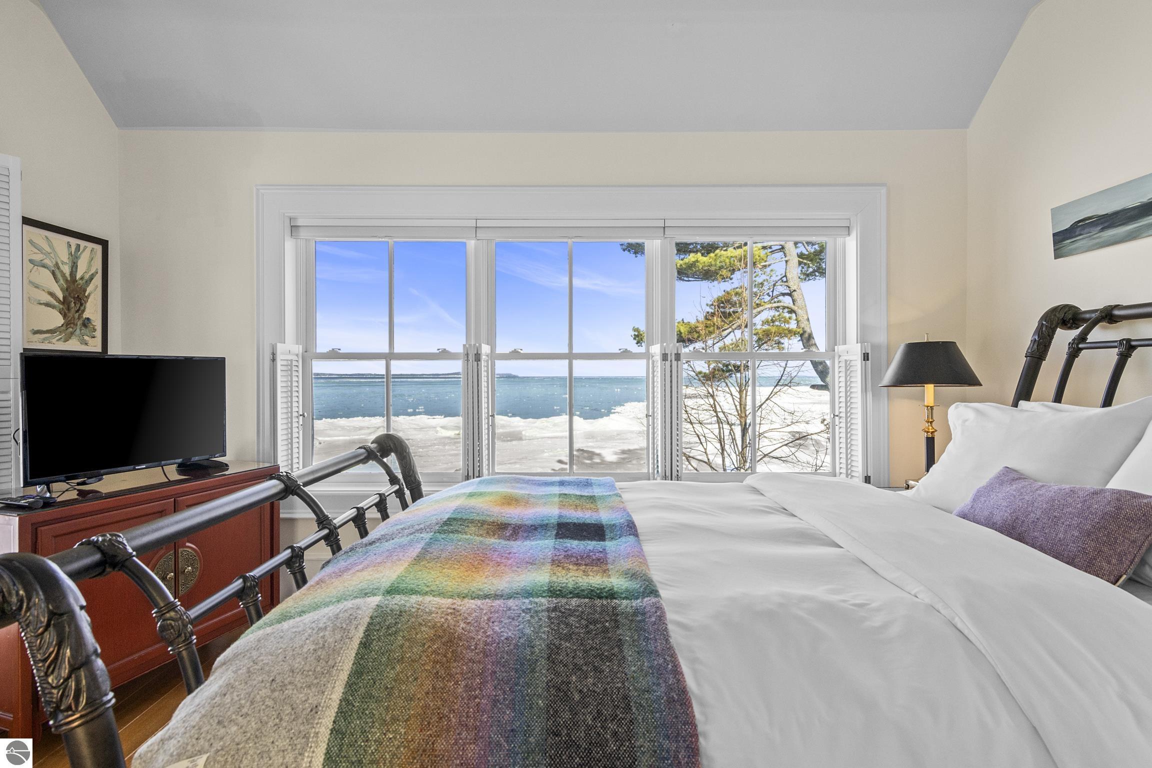 Elk Rapids, Michigan, 49629, United States, 6 Bedrooms Bedrooms, ,8 BathroomsBathrooms,Residential,For Sale,1974681