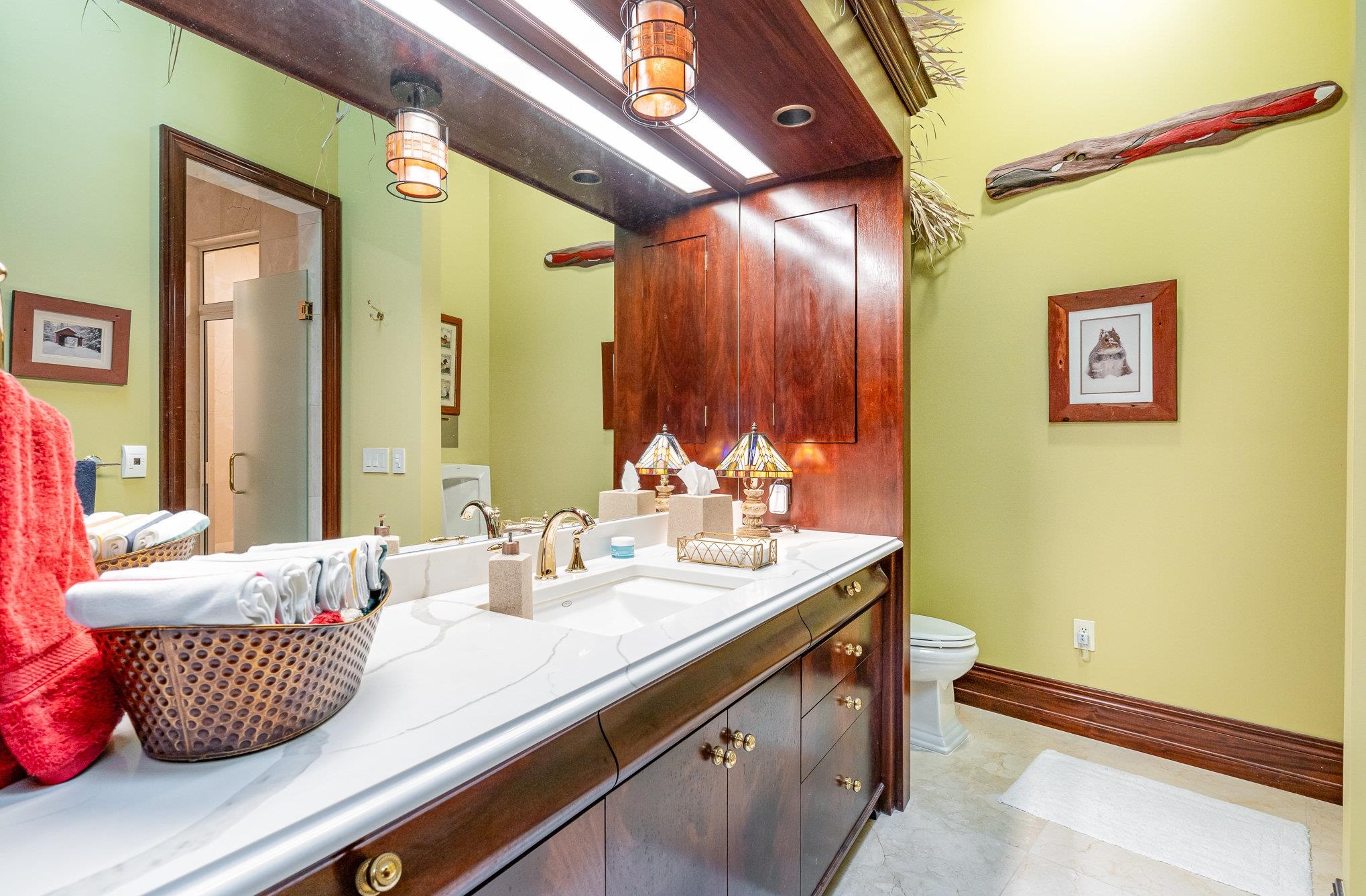 Bay City, Michigan, 48707, United States, 4 Bedrooms Bedrooms, ,5 BathroomsBathrooms,Residential,For Sale,2005481