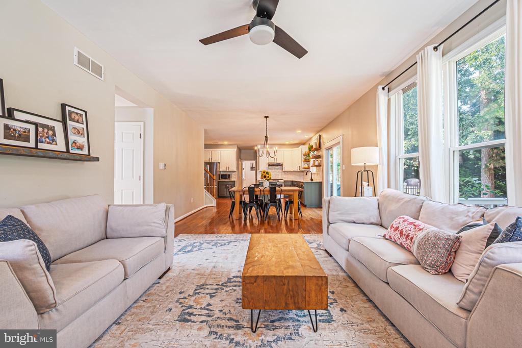 Egg Harbor Township, New Jersey, 08234, United States, 4 Bedrooms Bedrooms, ,3 BathroomsBathrooms,Residential,For Sale,1975981