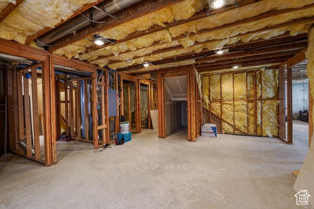 West Jordan, Utah, 84081, United States, 3 Bedrooms Bedrooms, ,2 BathroomsBathrooms,Residential,For Sale,1974575