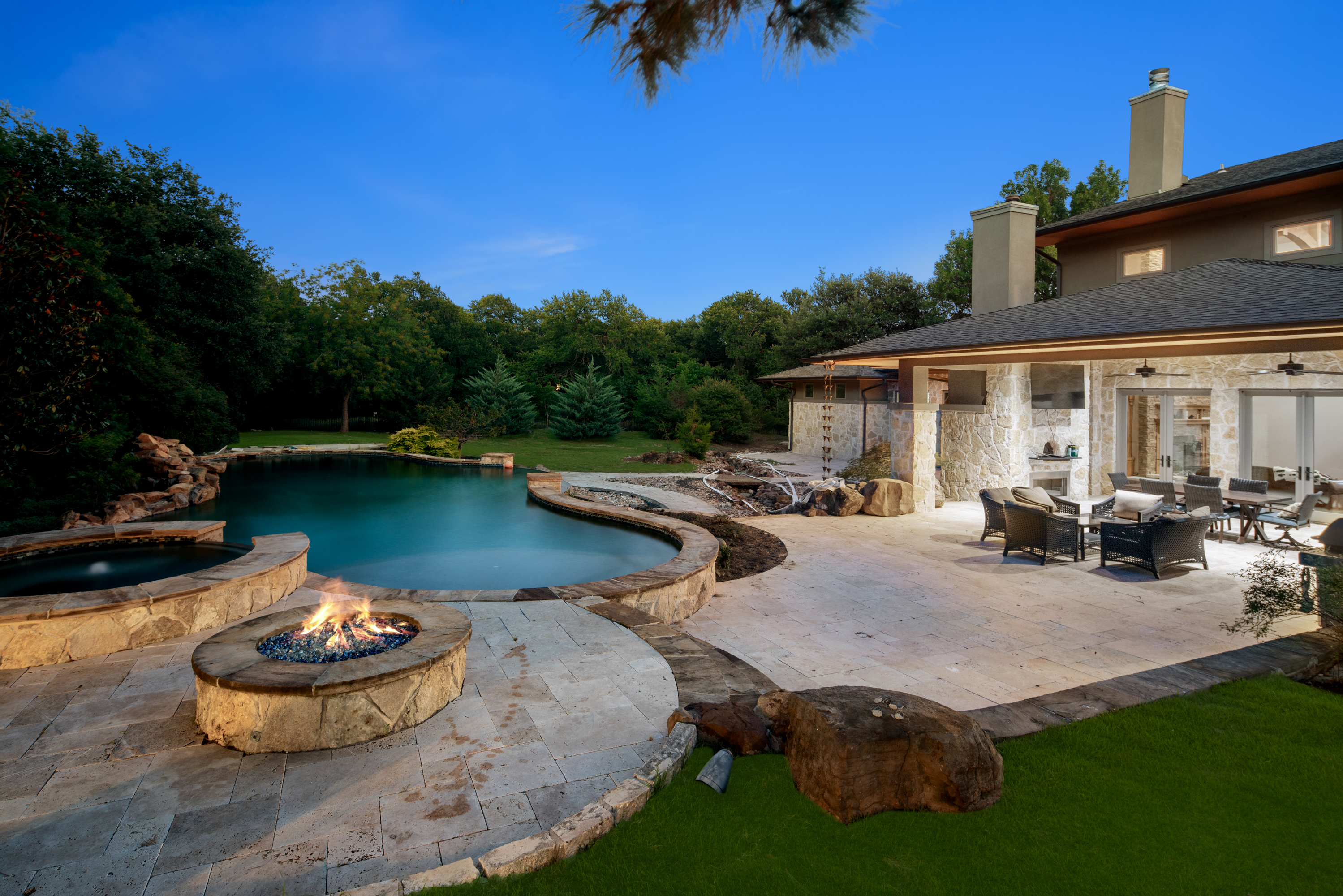  6 Wimbledon Court, Frisco, TX, 75034 - 物件實景