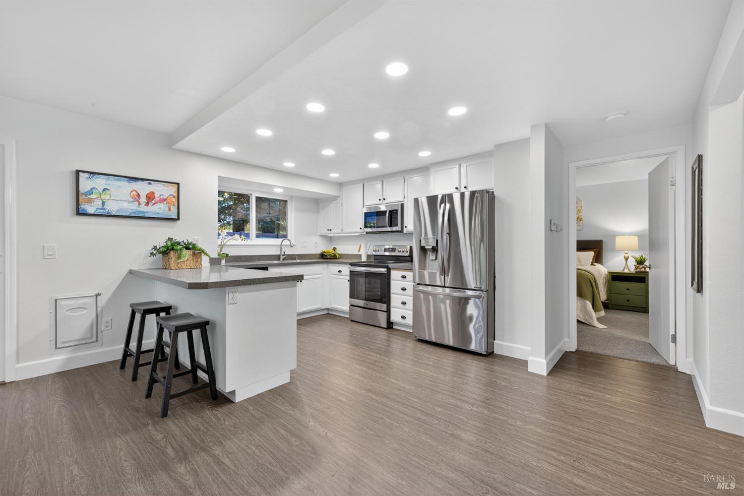 Santa Rosa, California, 95401, United States, 3 Bedrooms Bedrooms, ,2 BathroomsBathrooms,Residential,For Sale,1924972