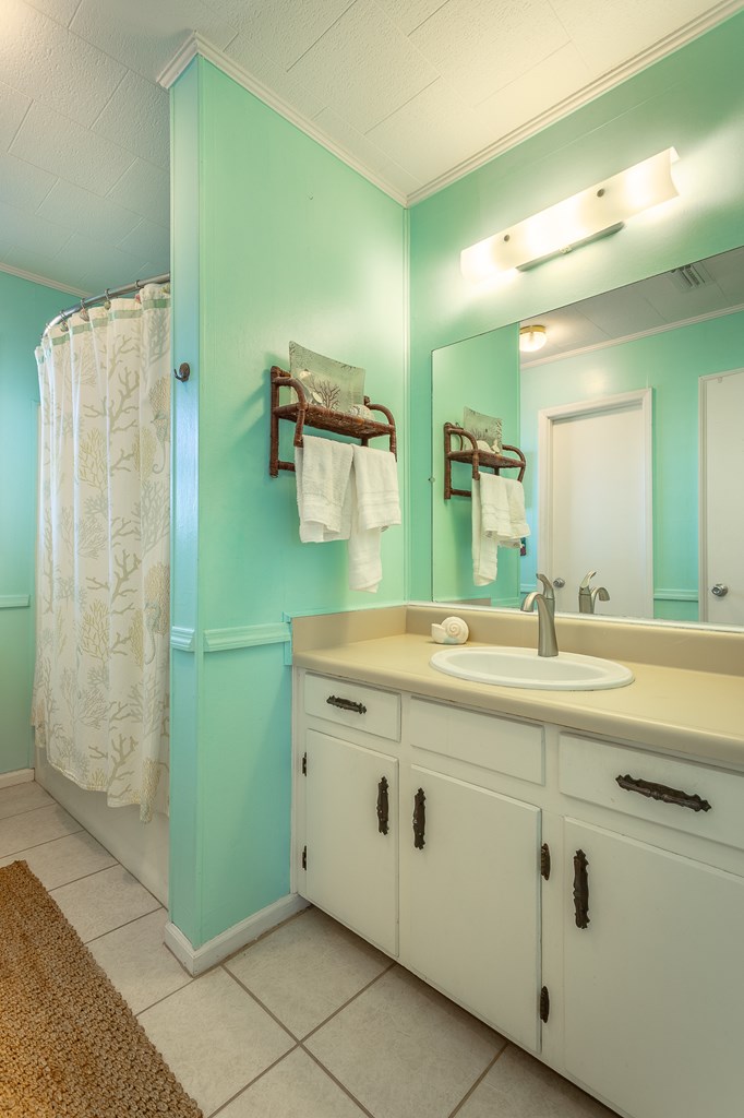 Saint George Island, Florida, 32328, United States, 4 Bedrooms Bedrooms, ,2 BathroomsBathrooms,Residential,For Sale,2005287