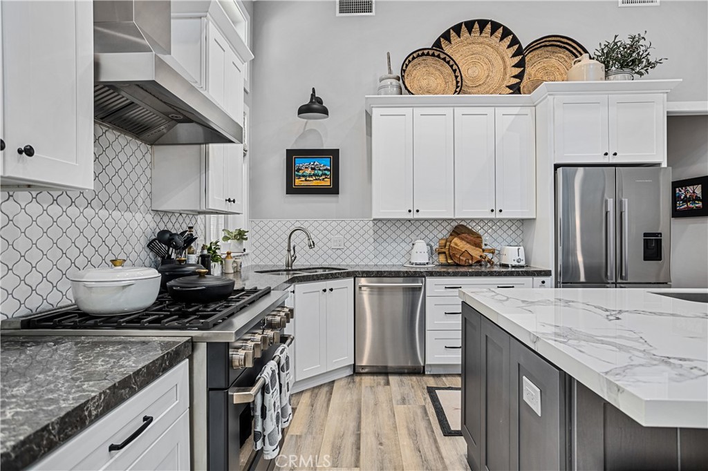 Temecula, California, 92590, United States, 4 Bedrooms Bedrooms, ,3 BathroomsBathrooms,Residential,For Sale,2013760