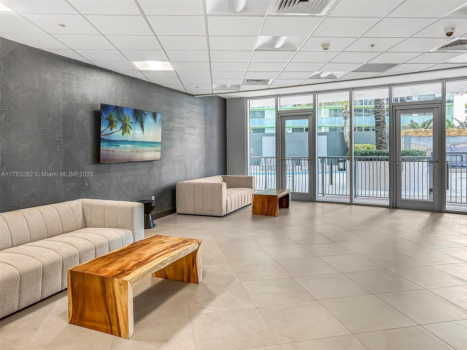 Miami, Florida, 33132, United States, 2 Bedrooms Bedrooms, ,2 BathroomsBathrooms,Residential,For Sale,1739063