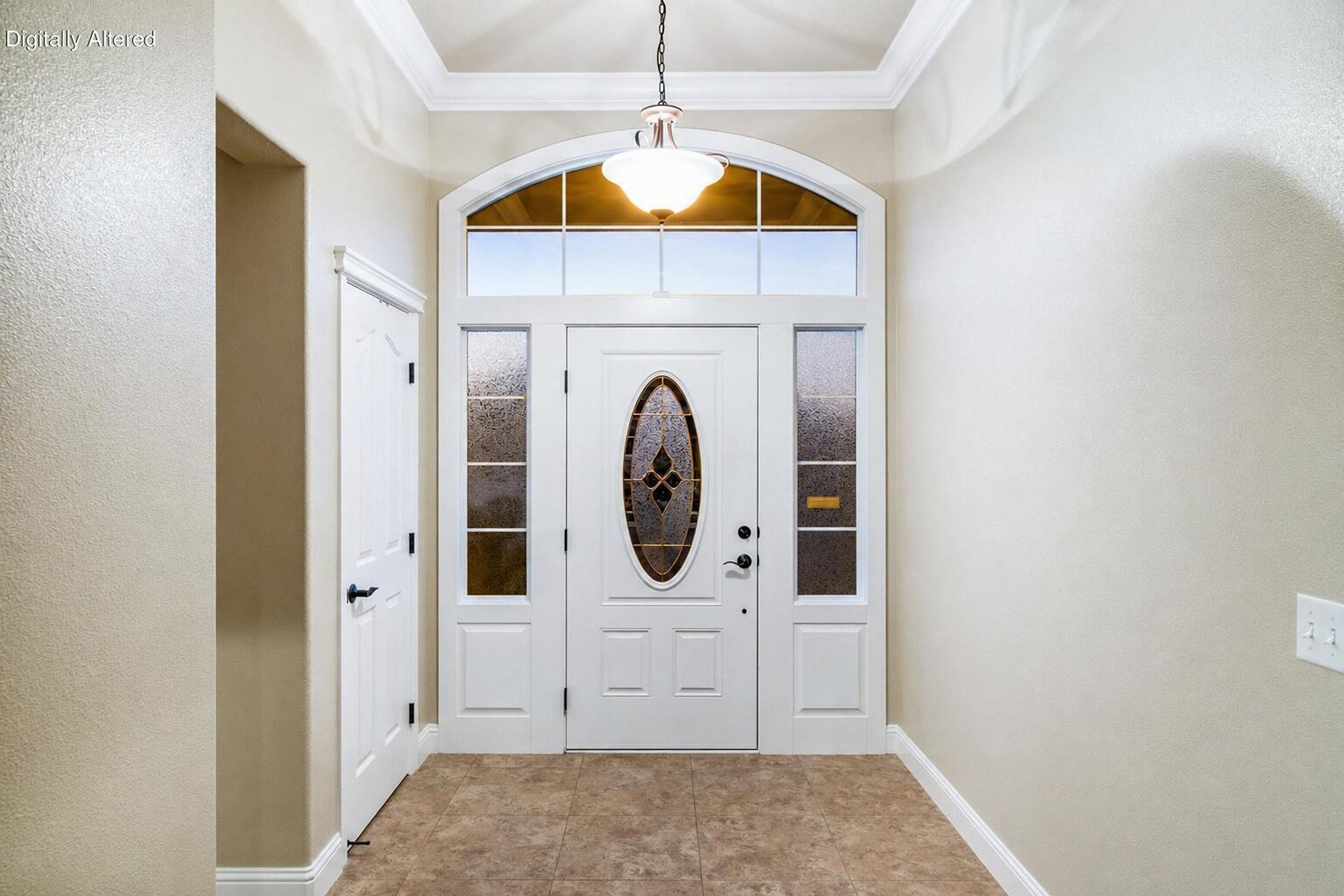  Beautiful Home In Highland Park Subdivision of Redding - 物件實景