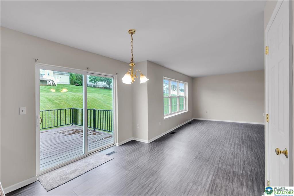 Northampton, Pennsylvania, 18067, United States, 3 Bedrooms Bedrooms, ,3 BathroomsBathrooms,Residential,For Sale,2049020