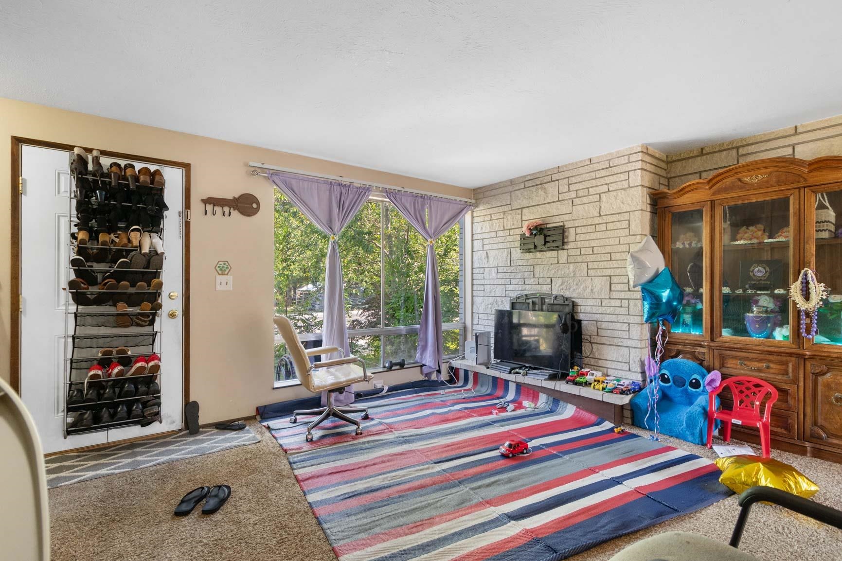 Spokane, Washington, 99218, United States, ,Residential,For Sale,1868872