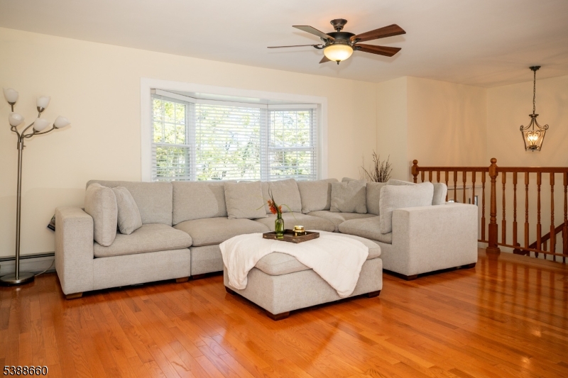 Parsippany, New Jersey, 07054-2126, United States, 4 Bedrooms Bedrooms, ,3 BathroomsBathrooms,Residential,For Sale,1976292