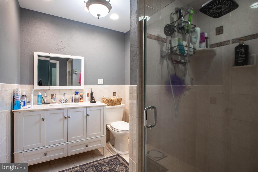 Hightstown, New Jersey, 08520, United States, 5 Bedrooms Bedrooms, ,4 BathroomsBathrooms,Residential,For Sale,1928581