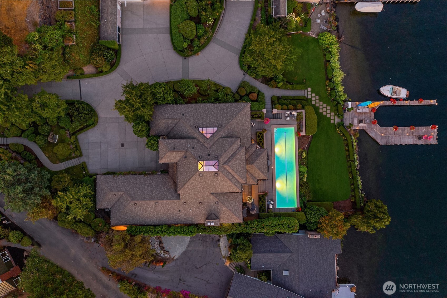 Bellevue, Washington, 98004, United States, 3 Bedrooms Bedrooms, ,4 BathroomsBathrooms,Residential,For Sale,1856686
