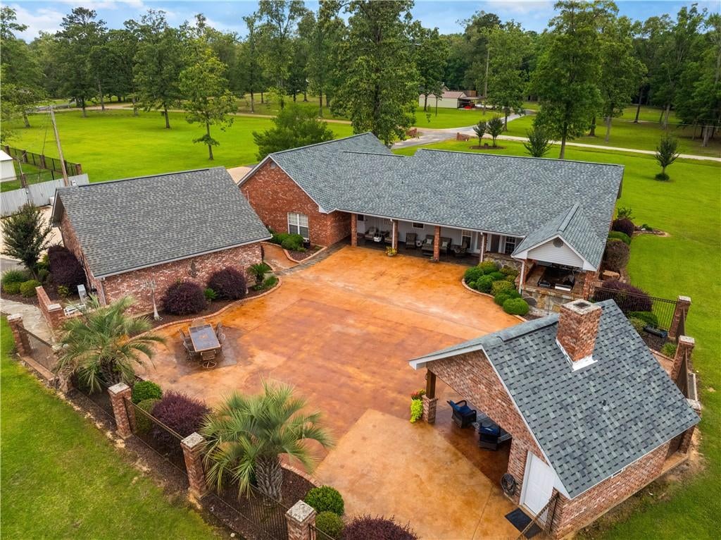 Jena, Louisiana, 71342, United States, 3 Bedrooms Bedrooms, ,3 BathroomsBathrooms,Residential,For Sale,2049158