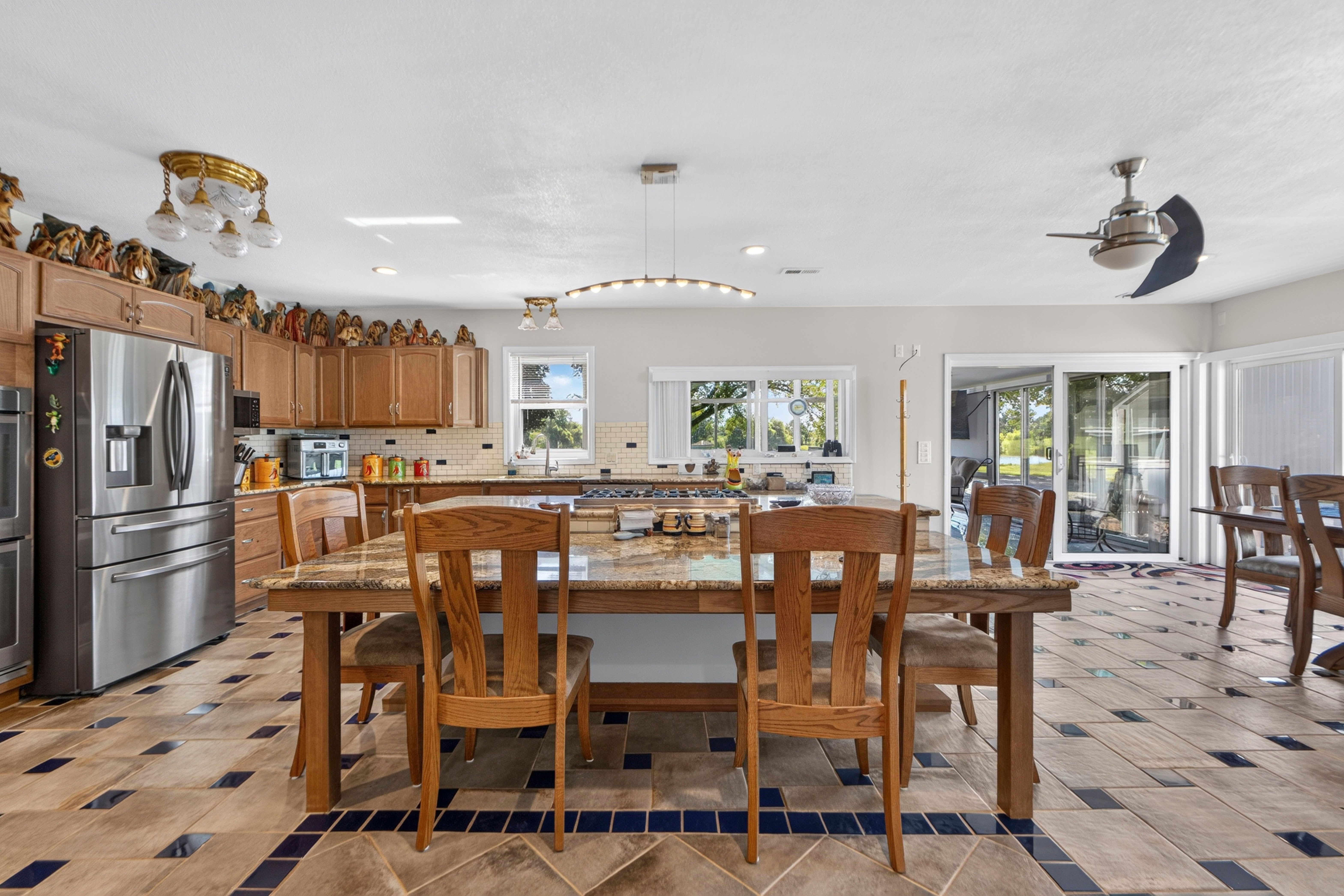  26025 Metcalf Road, Louisburg, KS 66053 - 物件實景