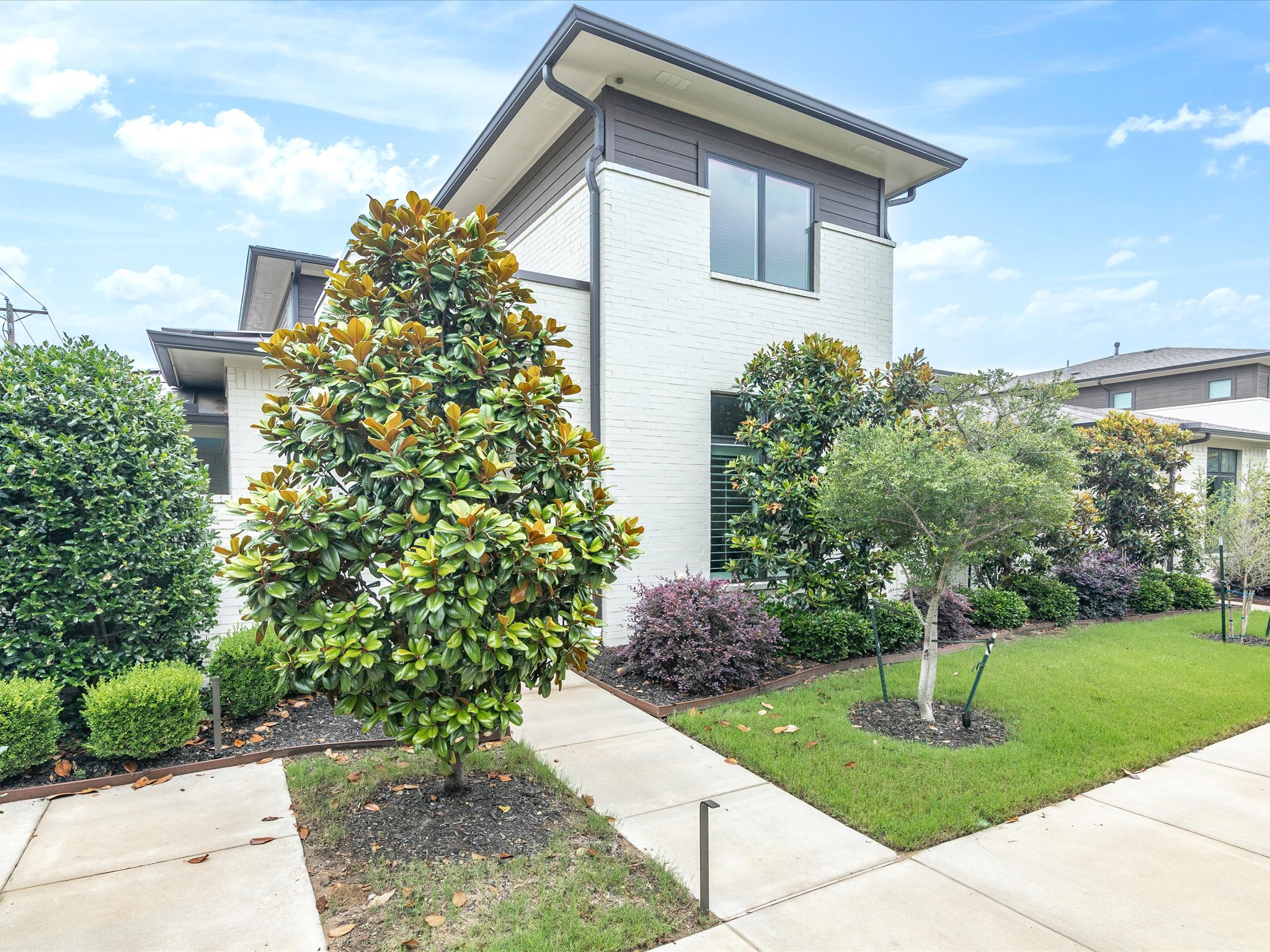 Fort Worth, Texas, 76114, United States, 3 Bedrooms Bedrooms, ,5 BathroomsBathrooms,Residential,For Sale,1922008