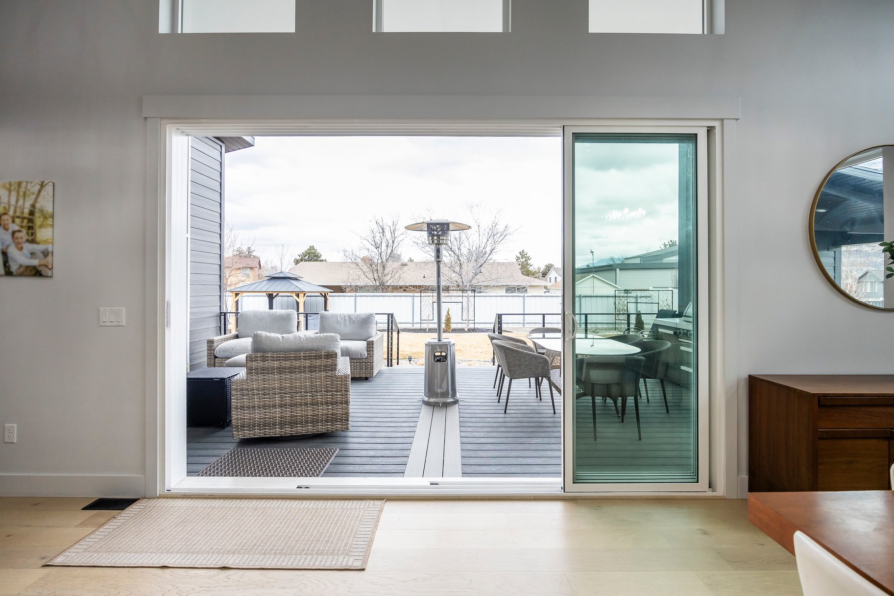  Luxury Inside and Out with Mountain Views - 物件實景