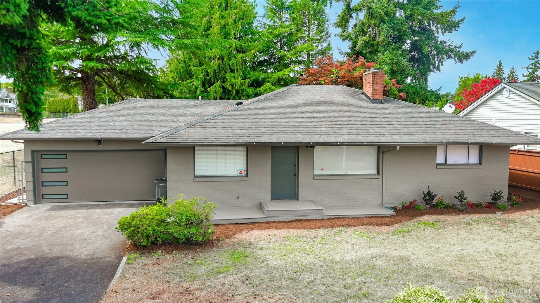 SEATTLE, Washington, 98168, United States, 3 Bedrooms Bedrooms, ,1 BathroomBathrooms,Residential,For Sale,1926365