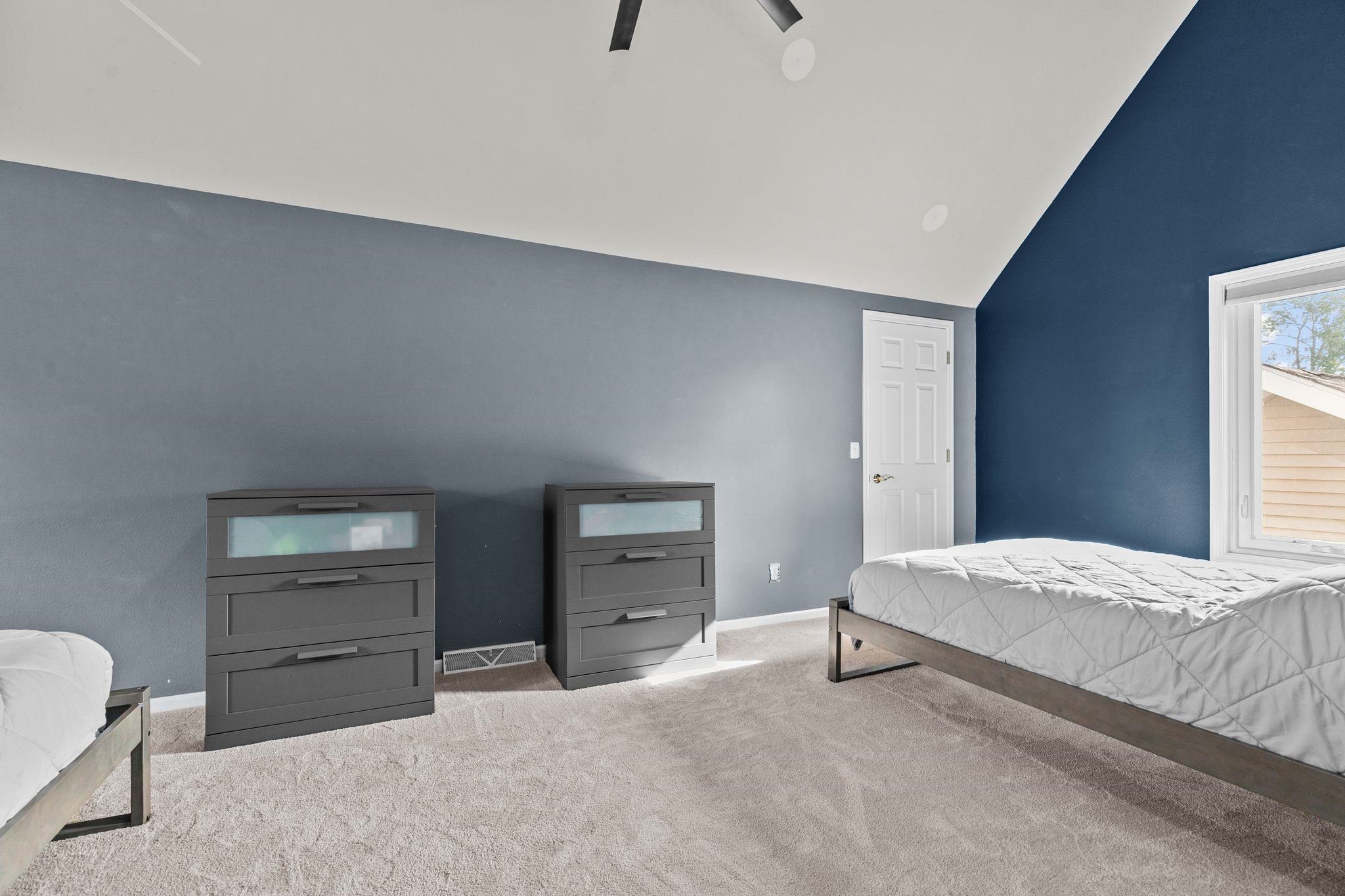 Winneconne, Wisconsin, 54986, United States, 3 Bedrooms Bedrooms, ,4 BathroomsBathrooms,Residential,For Sale,1944874