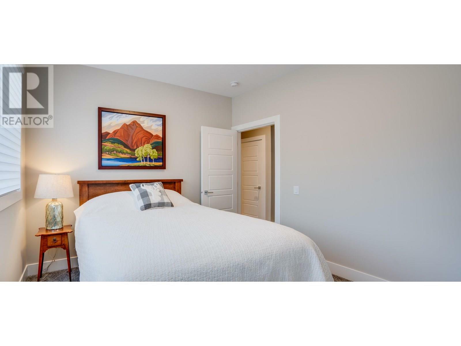 VERNON, British Columbia, V1H 2L7, CA, 3 Bedrooms Bedrooms, ,2 BathroomsBathrooms,Residential,For Sale,1838492