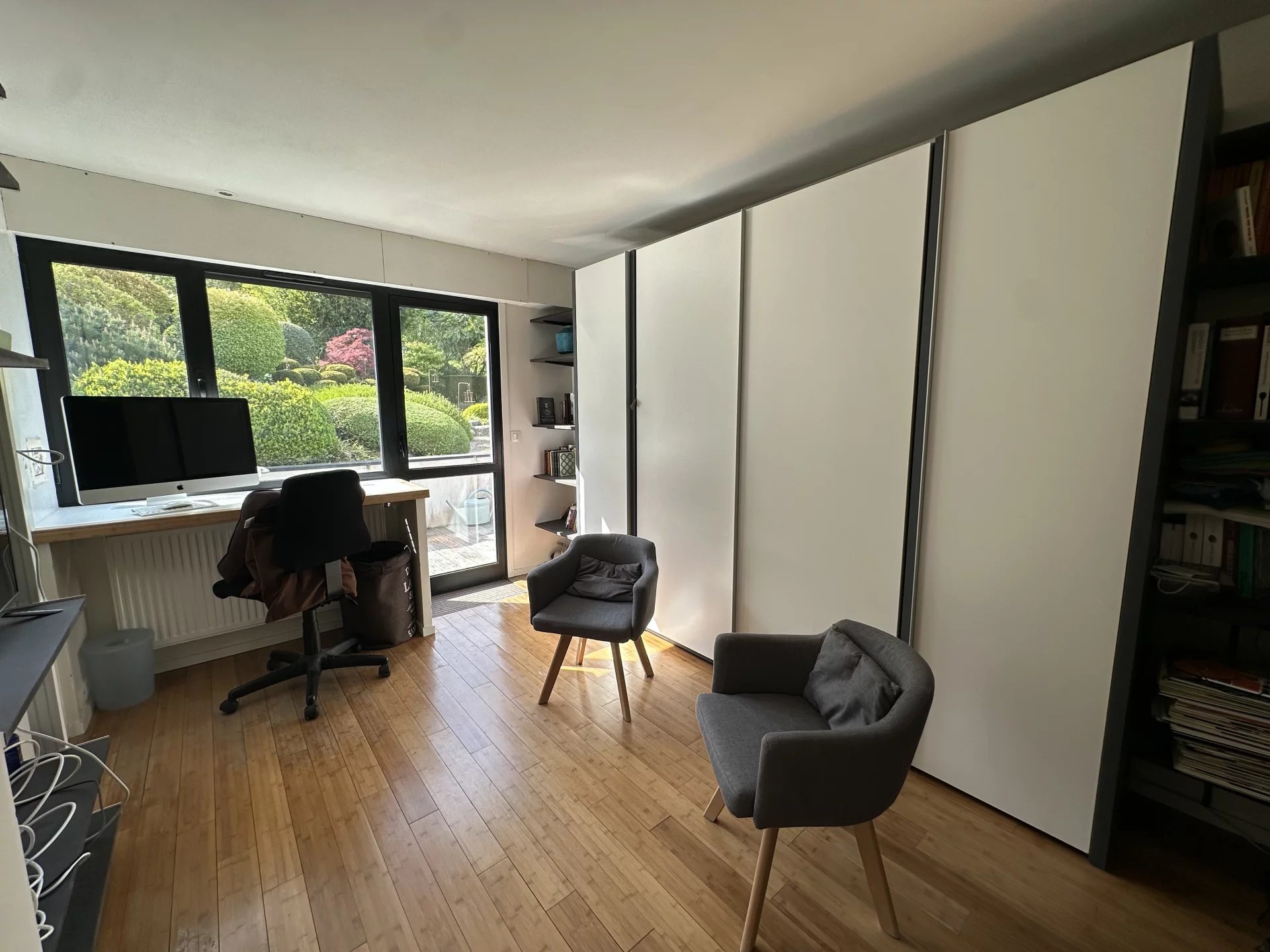 Le Pecq, Île-de-France, 78230, FR, 5 Bedrooms Bedrooms, ,Residential,For Sale,1994404