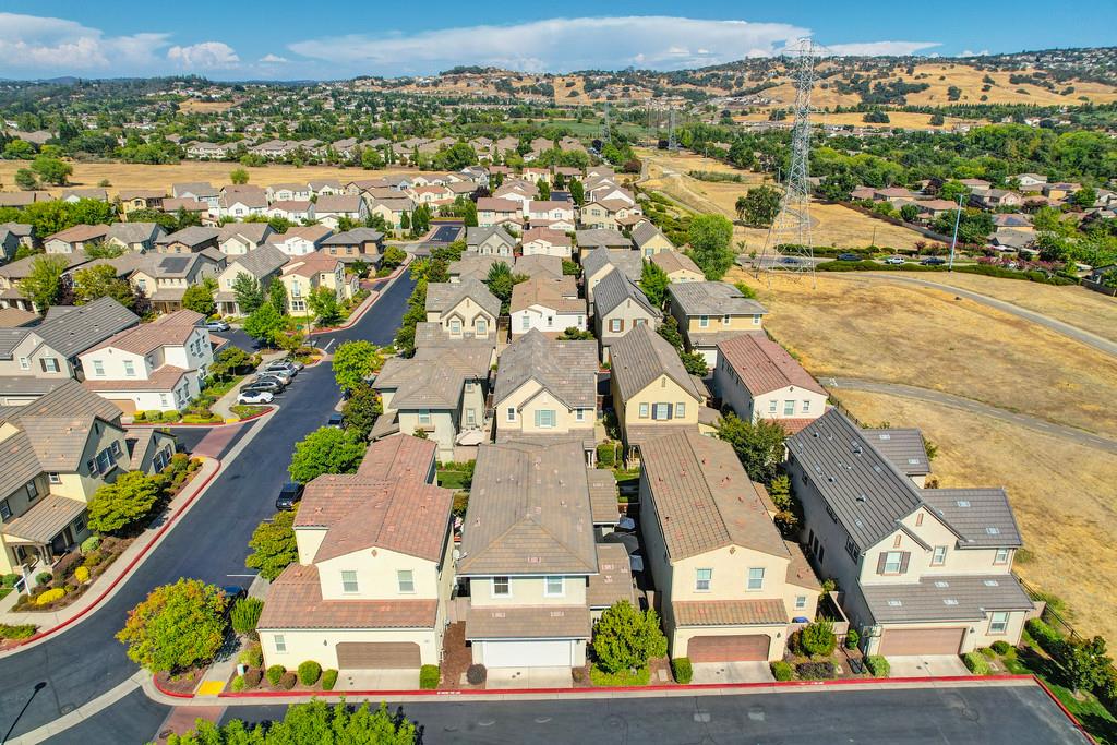 Folsom, California, 95630, United States, 2 Bedrooms Bedrooms, ,3 BathroomsBathrooms,Residential,For Sale,1917573