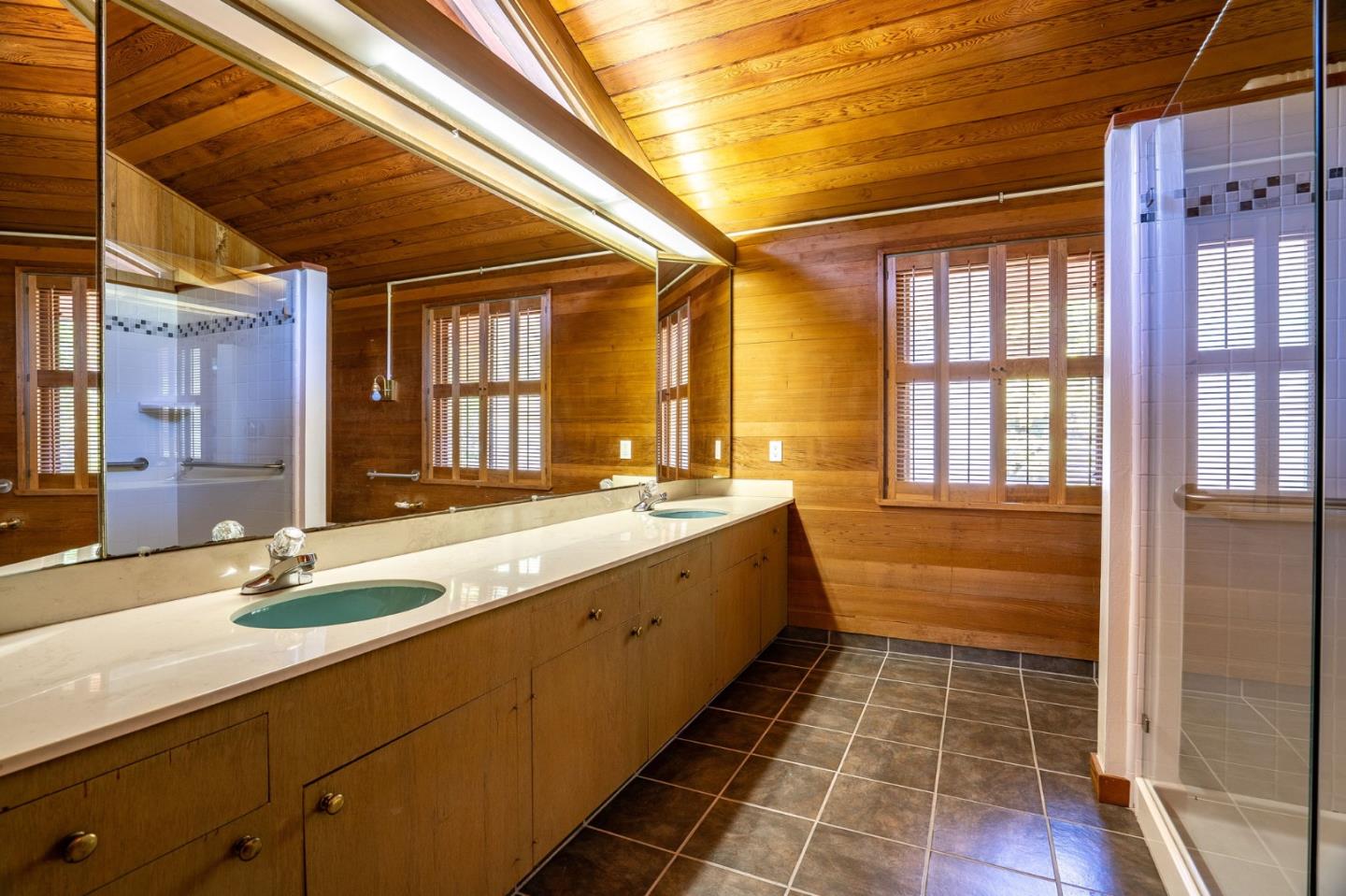 Woodside, California, 94062, United States, 3 Bedrooms Bedrooms, ,4 BathroomsBathrooms,Residential,For Sale,1848969