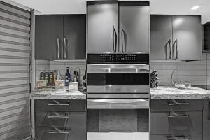 Hillsboro Beach, Florida, 33062, United States, 2 Bedrooms Bedrooms, ,3 BathroomsBathrooms,Residential,For Sale,1975295