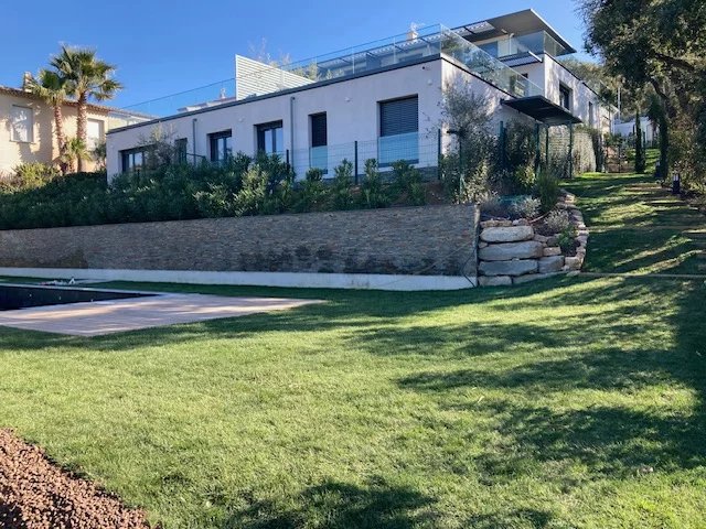 Sainte-Maxime, Provence-Alpes-Côte d’Azur, 83120, FR, 3 Bedrooms Bedrooms, ,5 BathroomsBathrooms,Residential,For Sale,1613029