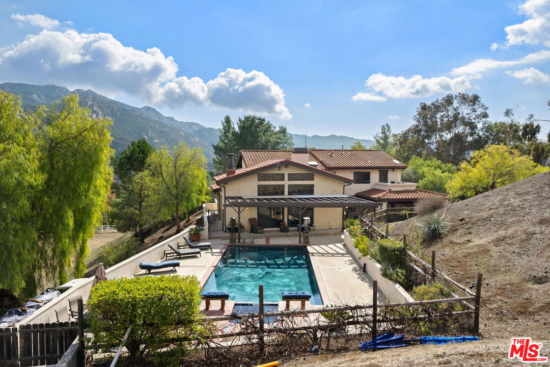Calabasas, California, 91302, United States, 4 Bedrooms Bedrooms, ,3 BathroomsBathrooms,Residential,For Sale,1708601