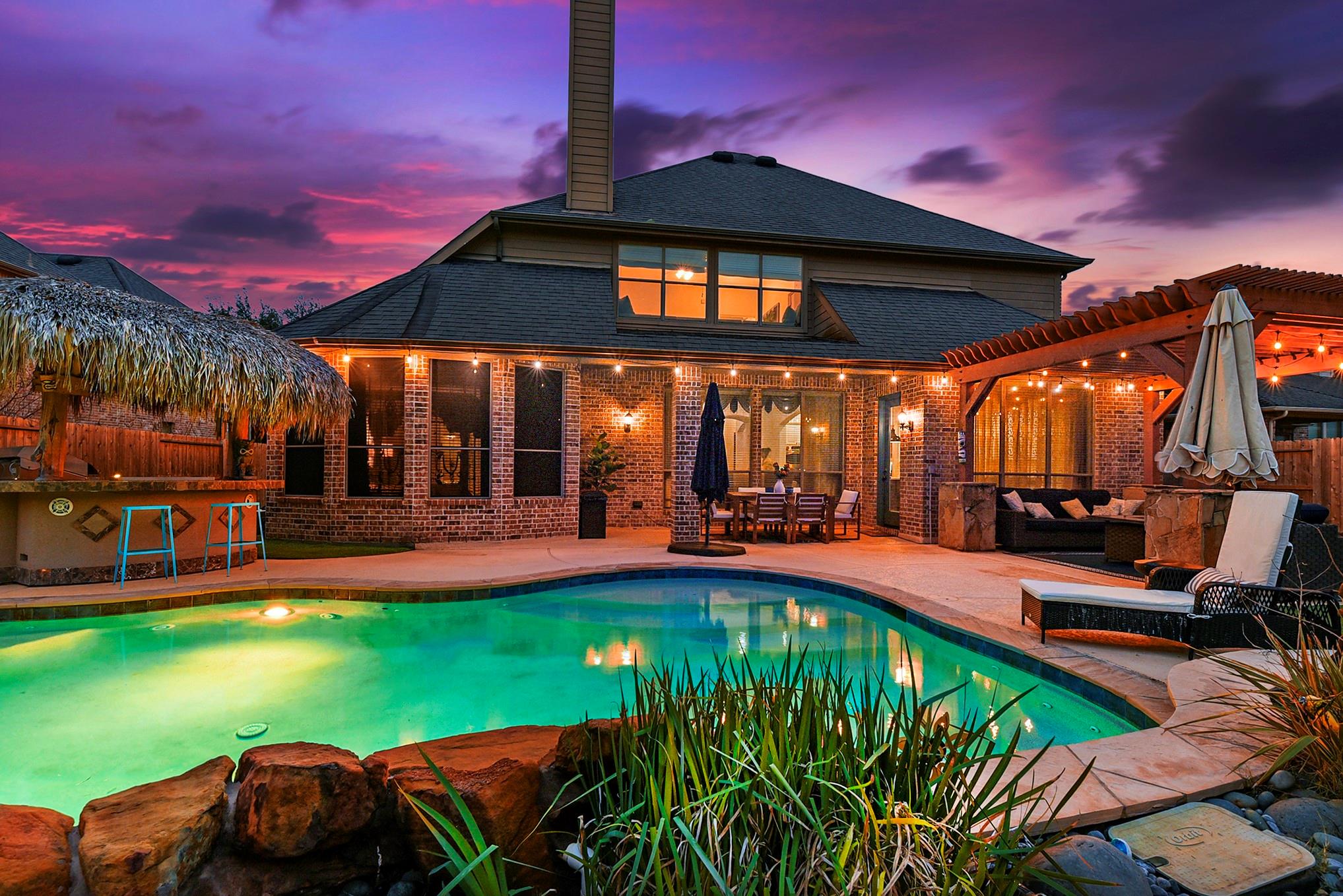 Katy, Texas, 77494, United States, 5 Bedrooms Bedrooms, ,4 BathroomsBathrooms,Residential,For Sale,2015284