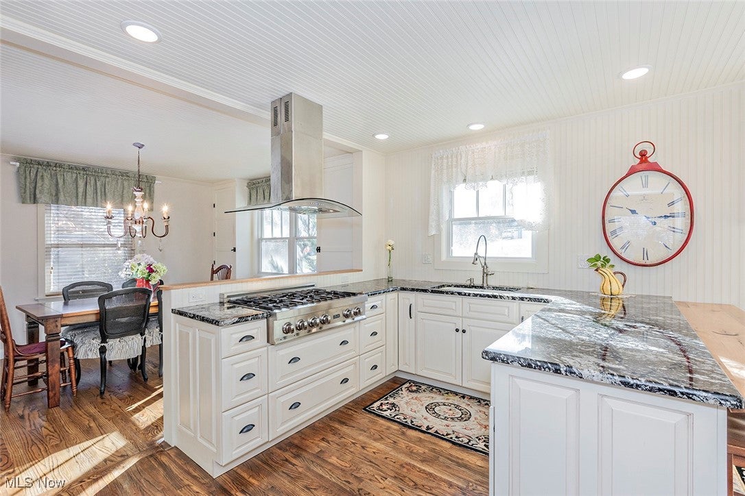 Brecksville, Ohio, 44141, United States, 5 Bedrooms Bedrooms, ,5 BathroomsBathrooms,Residential,For Sale,1979228