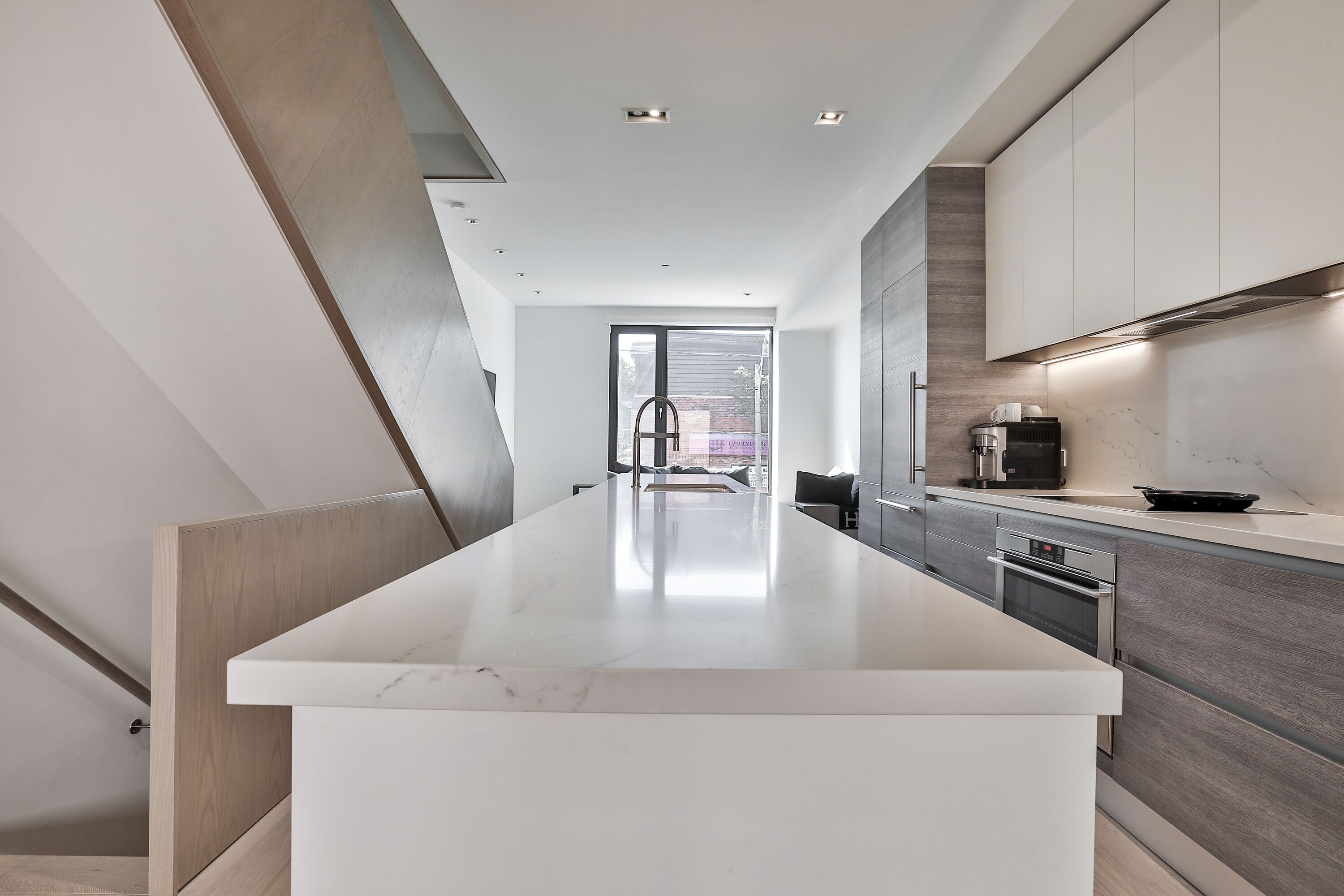  Heart Of Harbord Village - 物件實景