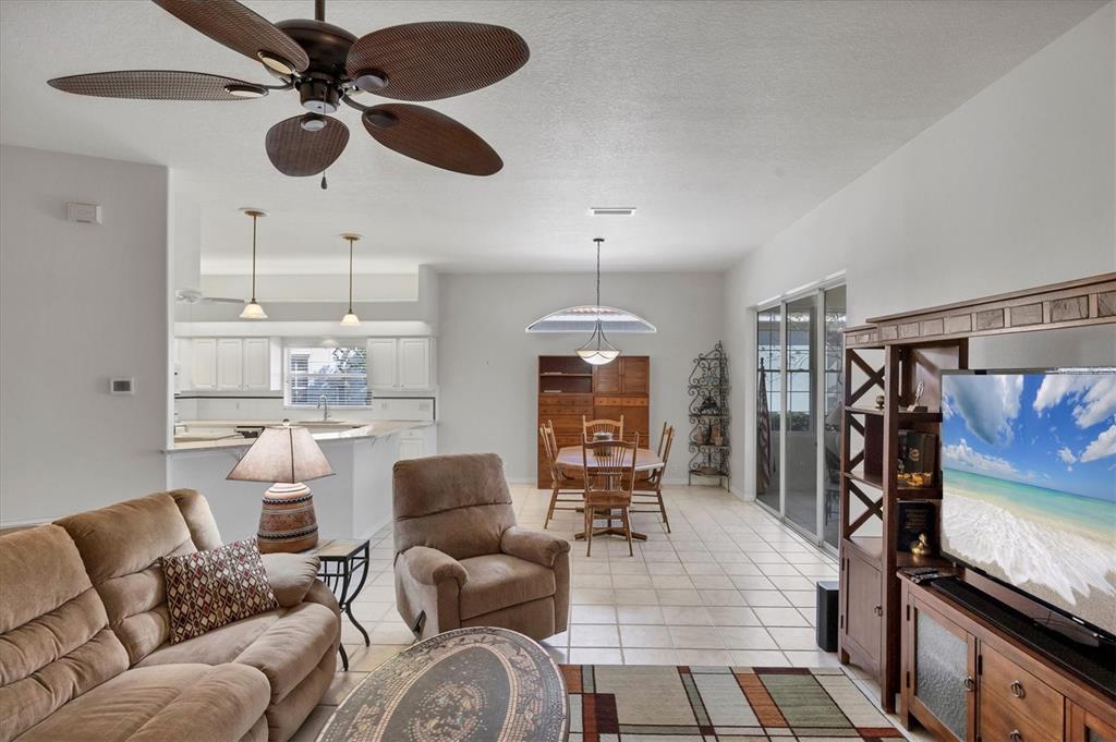 Venice, Florida, 34285, United States, 3 Bedrooms Bedrooms, ,2 BathroomsBathrooms,Residential,For Sale,1997006