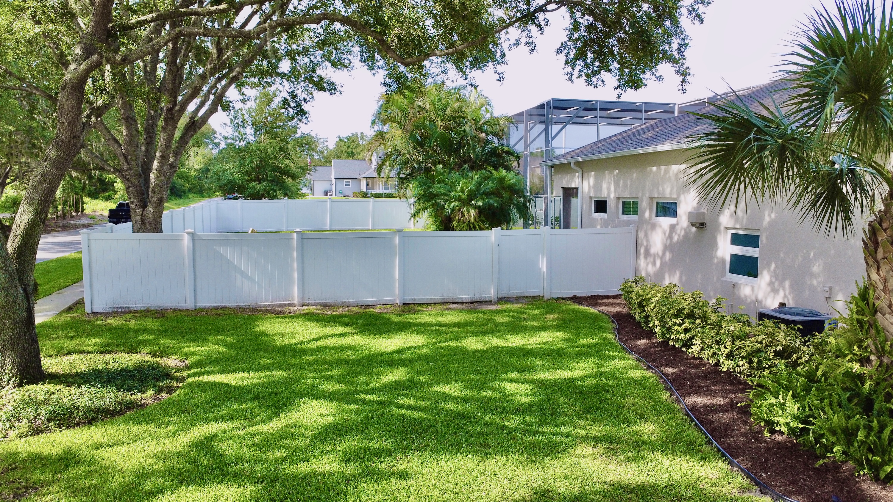 Oakland, Florida, 34760, United States, 4 Bedrooms Bedrooms, ,3 BathroomsBathrooms,Residential,For Sale,1828727