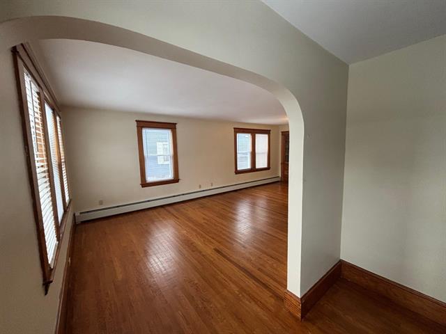 Nashua, New Hampshire, 03060, United States, 6 Bedrooms Bedrooms, ,2 BathroomsBathrooms,Residential,For Sale,2009233