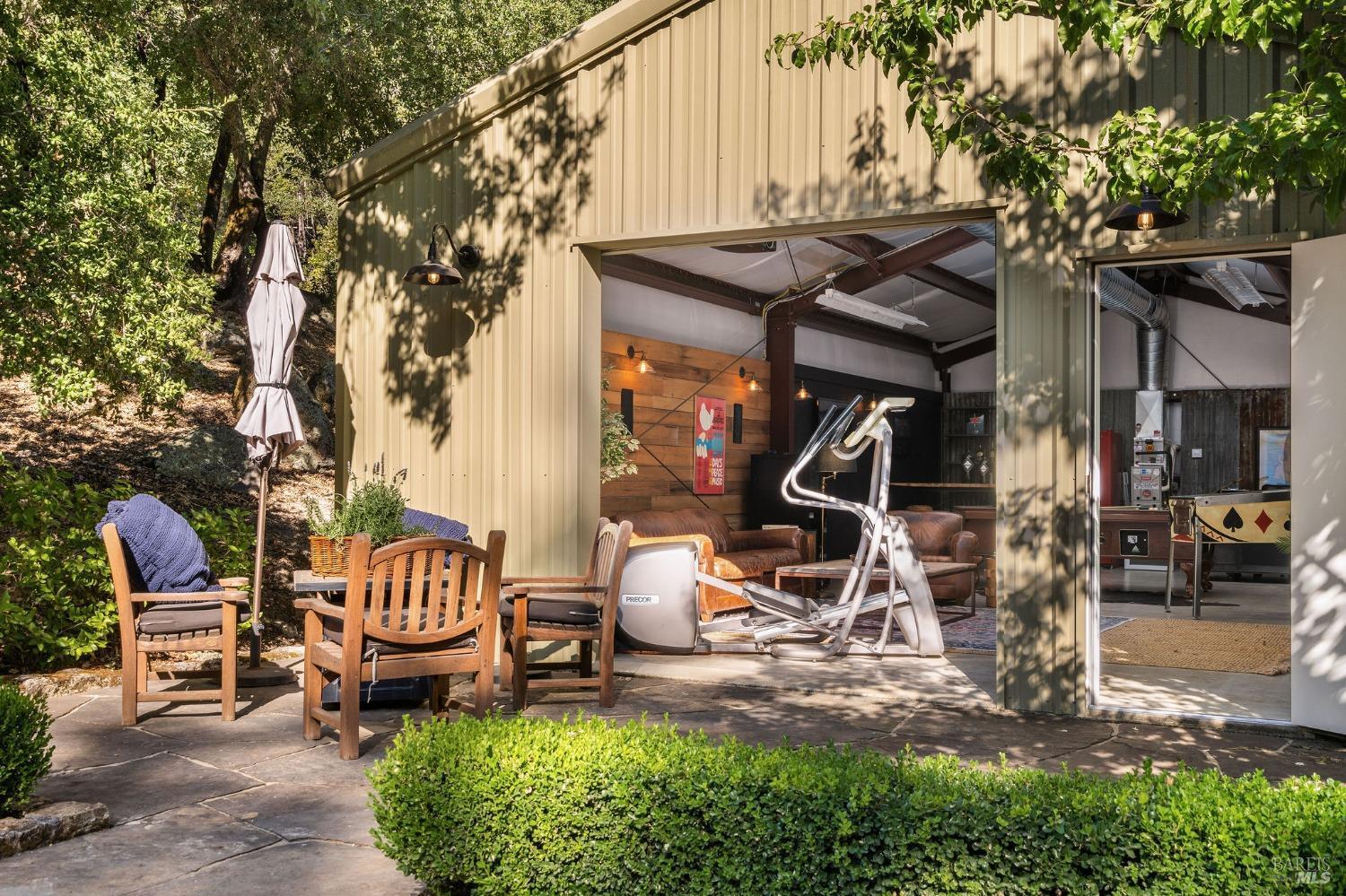 Calistoga, California, 94515, United States, 4 Bedrooms Bedrooms, ,5 BathroomsBathrooms,Residential,For Sale,1805301