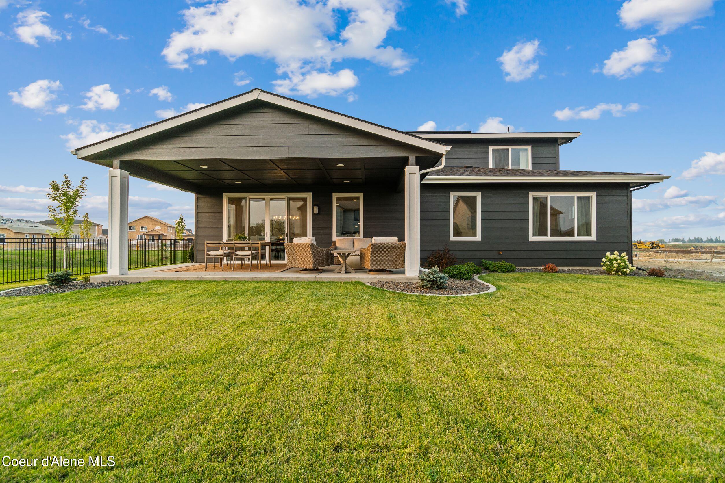 Post Falls, Idaho, 83854, United States, 5 Bedrooms Bedrooms, ,2 BathroomsBathrooms,Residential,For Sale,1794821