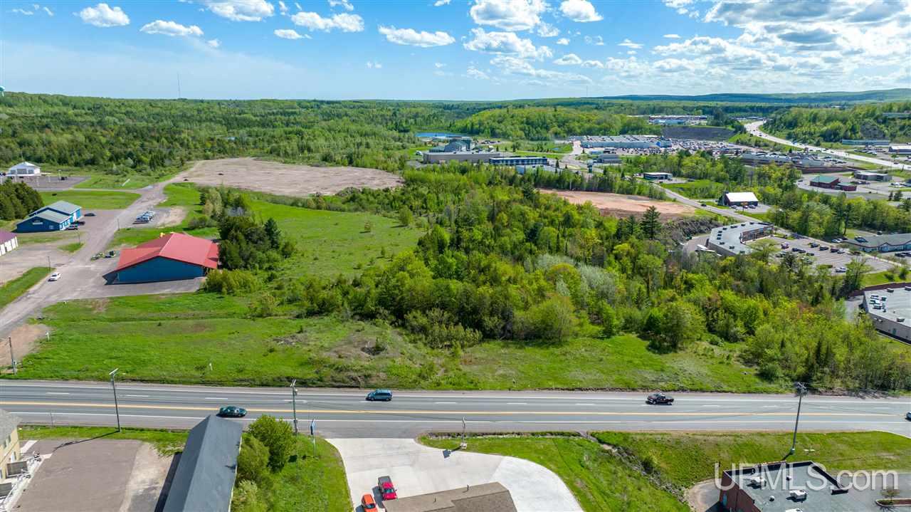Houghton, Michigan, 49931, United States, ,Residential,For Sale,1923073