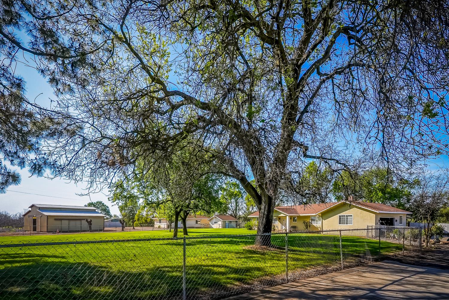 Linden, California, 952536, United States, 3 Bedrooms Bedrooms, ,2 BathroomsBathrooms,Residential,For Sale,2029919