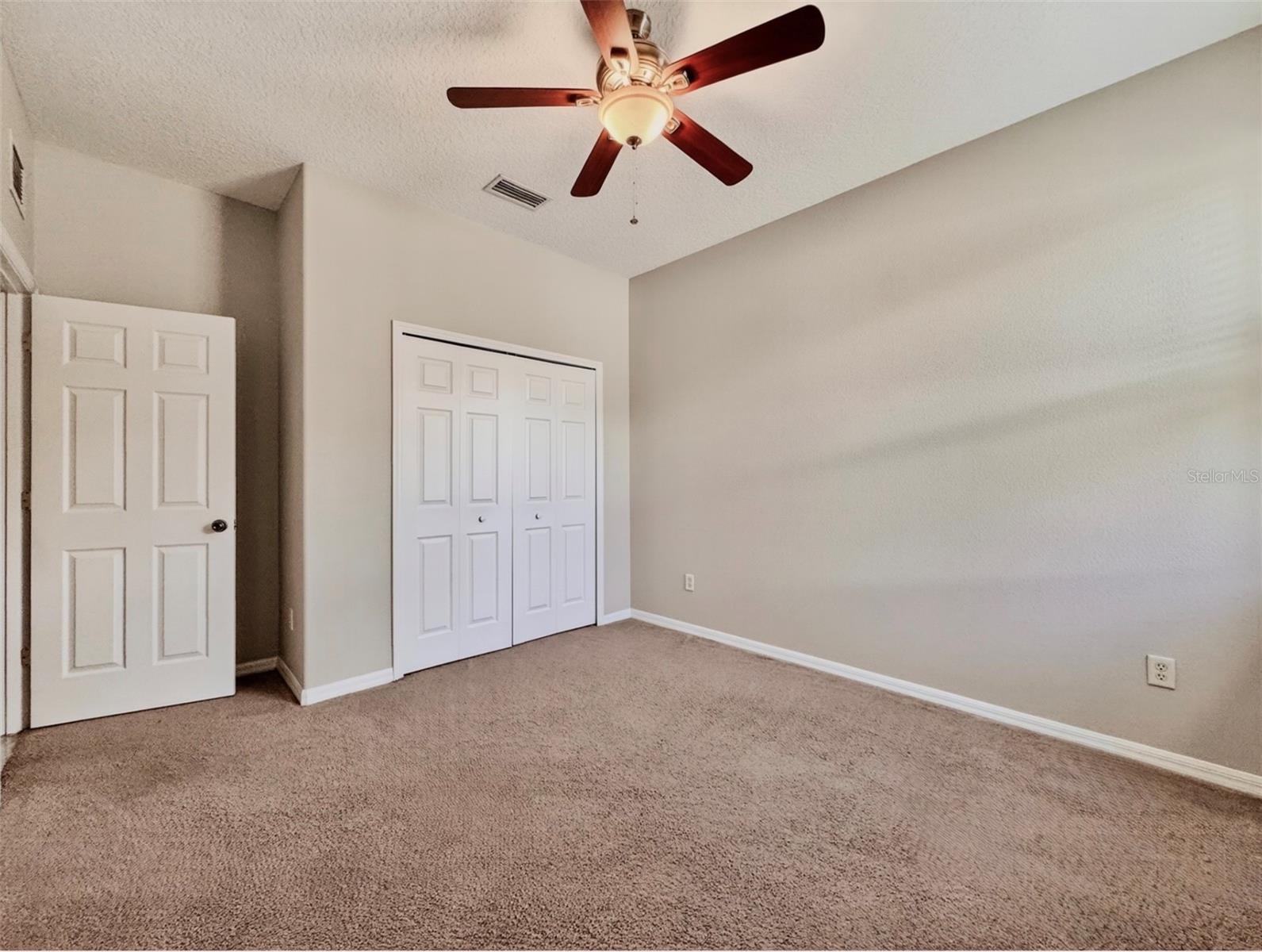 WINTER GARDEN, Florida, 34787, United States, 5 Bedrooms Bedrooms, ,3 BathroomsBathrooms,Residential,For Sale,1974111