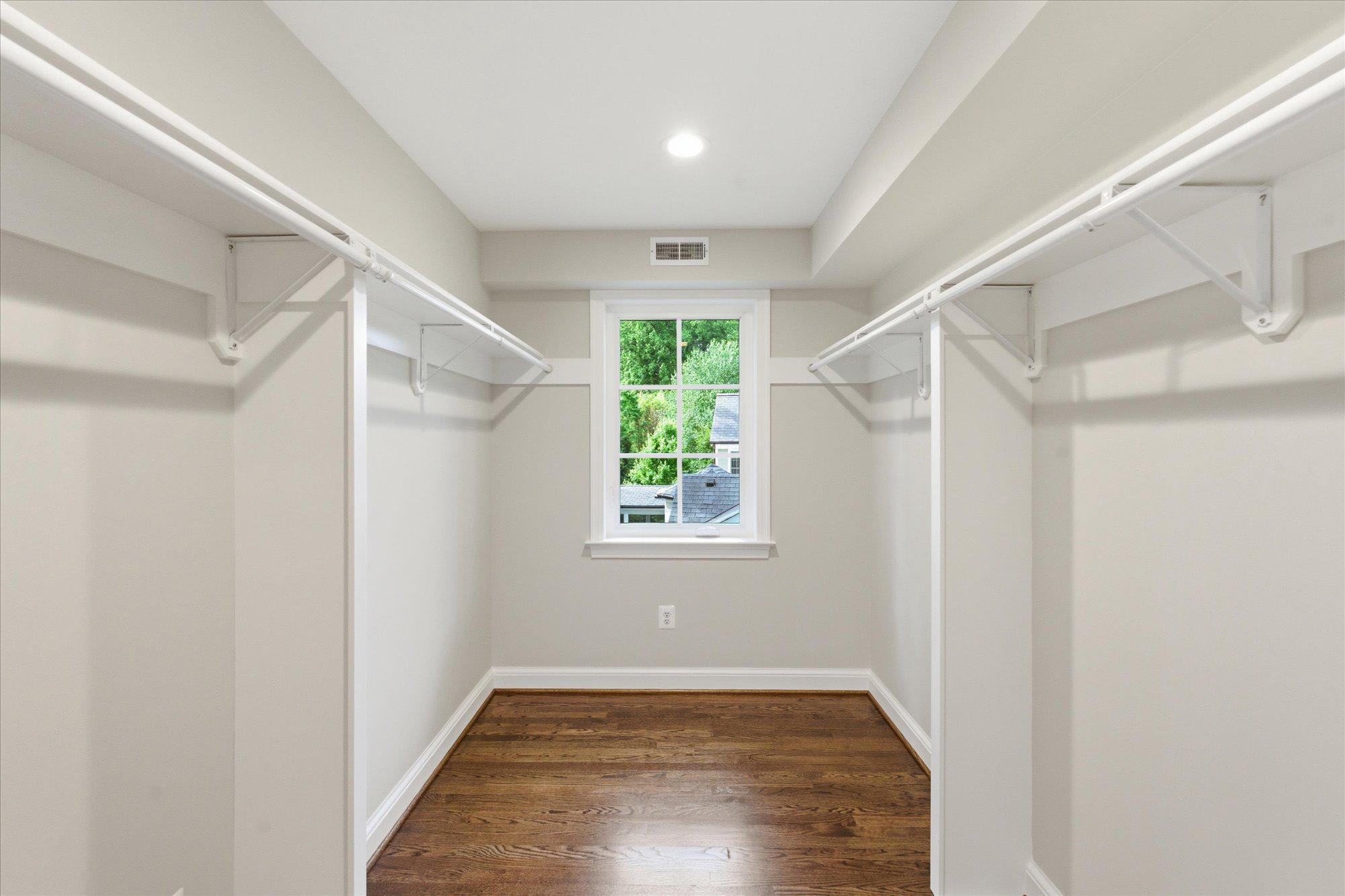  7825 Oldchester Road, Bethesda, MD, 20817 - 物件實景