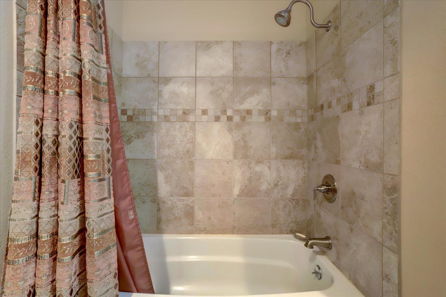 Auburn, California, 95602, United States, 3 Bedrooms Bedrooms, ,2 BathroomsBathrooms,Residential,For Sale,1976114