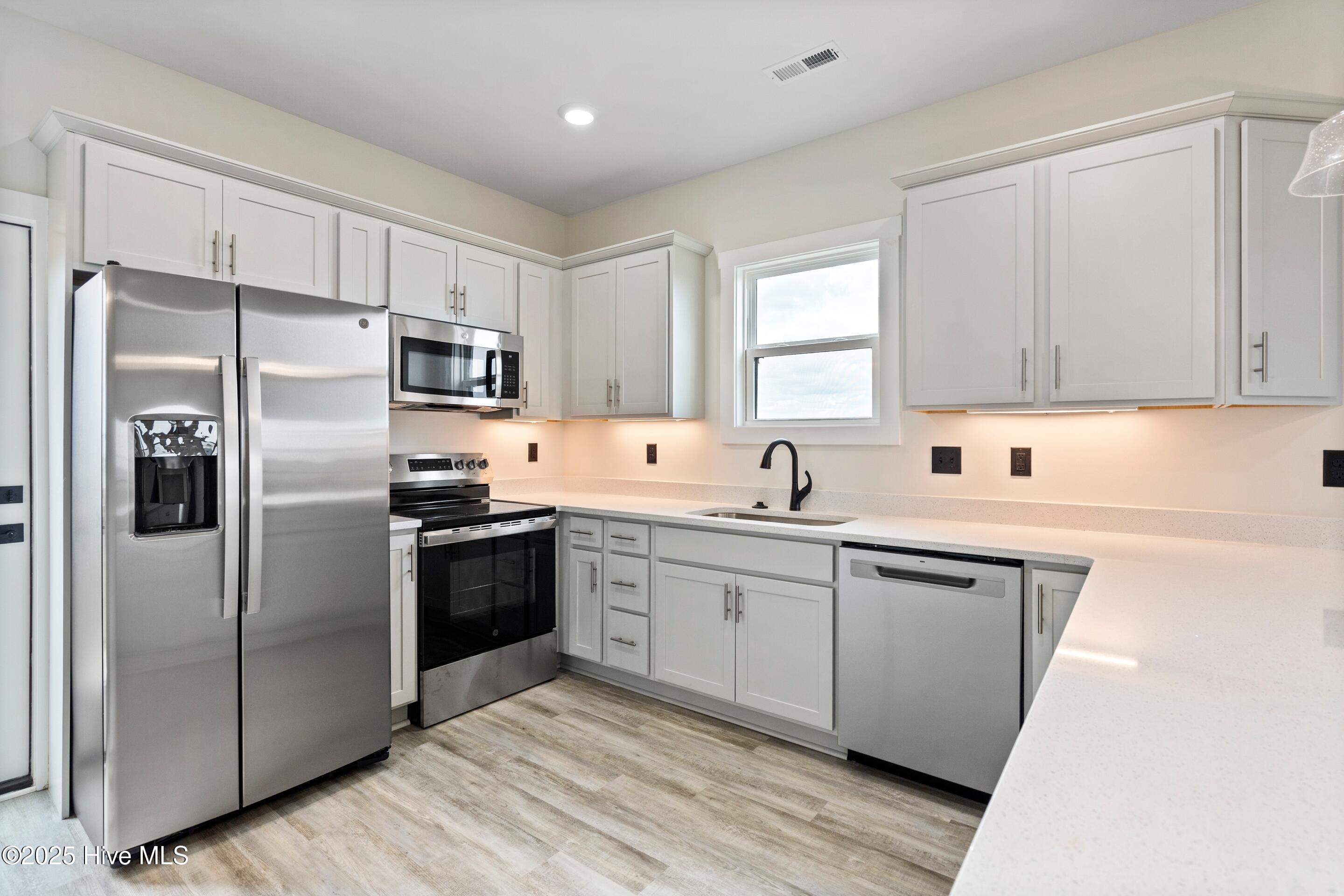 2211 New River Inlet Road 18b, North Topsail Beach, North Carolina, 28460, United States, 4 Bedrooms Bedrooms, ,5 BathroomsBathrooms,Residential,For Sale,2211 New River Inlet Road 18b,1673581