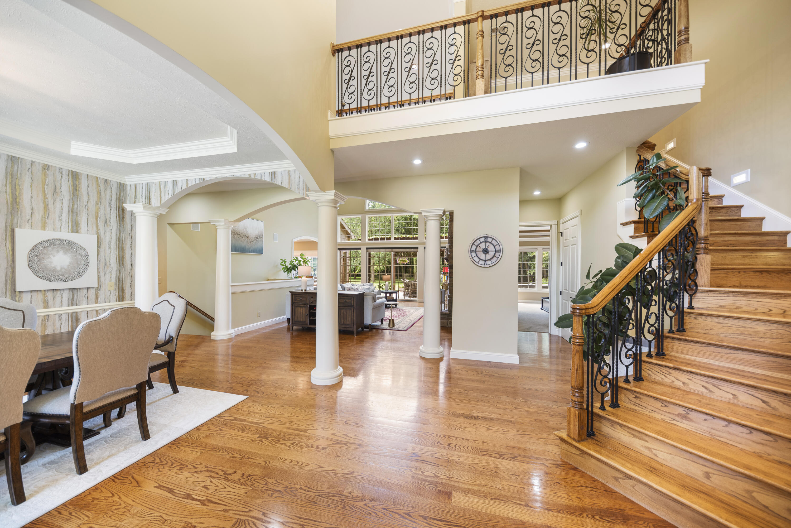 Stevensville, Michigan, 49127, United States, 5 Bedrooms Bedrooms, ,5 BathroomsBathrooms,Residential,For Sale,1942175