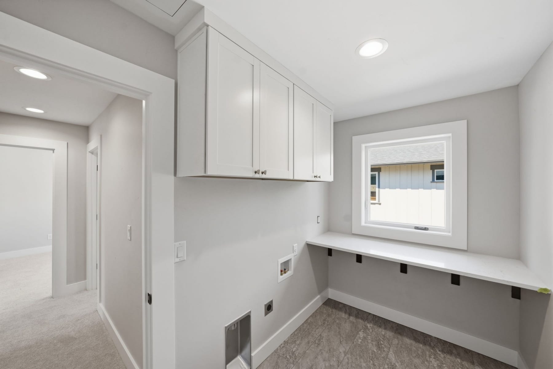  1548 NW Elgin Avenue #1 & 2 Bend, OR 97703 - 物件實景