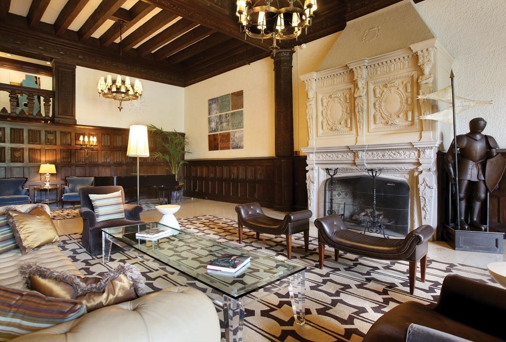 Brookline, Massachusetts, 02446, United States, 3 Bedrooms Bedrooms, ,3 BathroomsBathrooms,Residential,For Sale,1991911