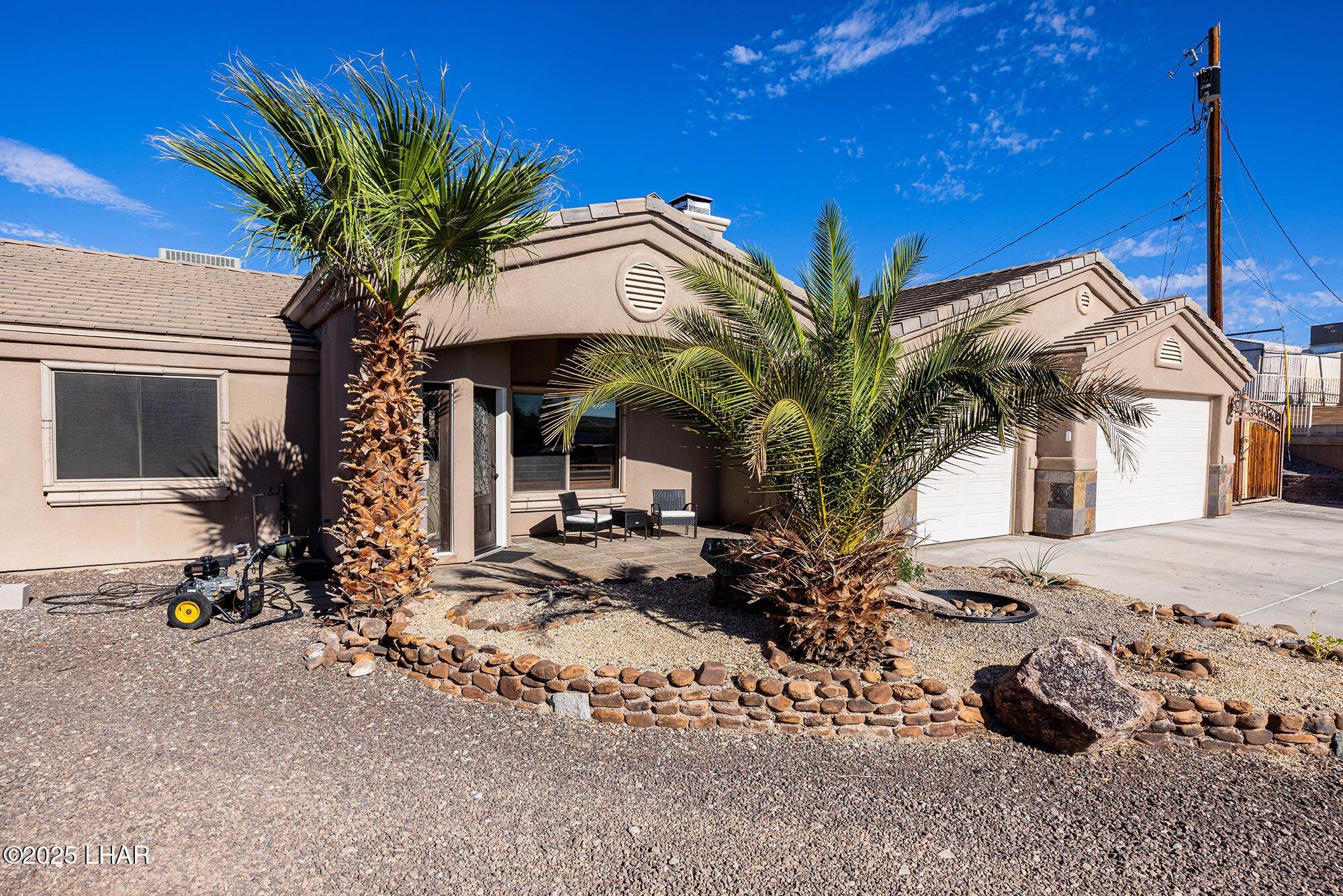 Lake Havasu City, Arizona, 86404, United States, 3 Bedrooms Bedrooms, ,2 BathroomsBathrooms,Residential,For Sale,2001874