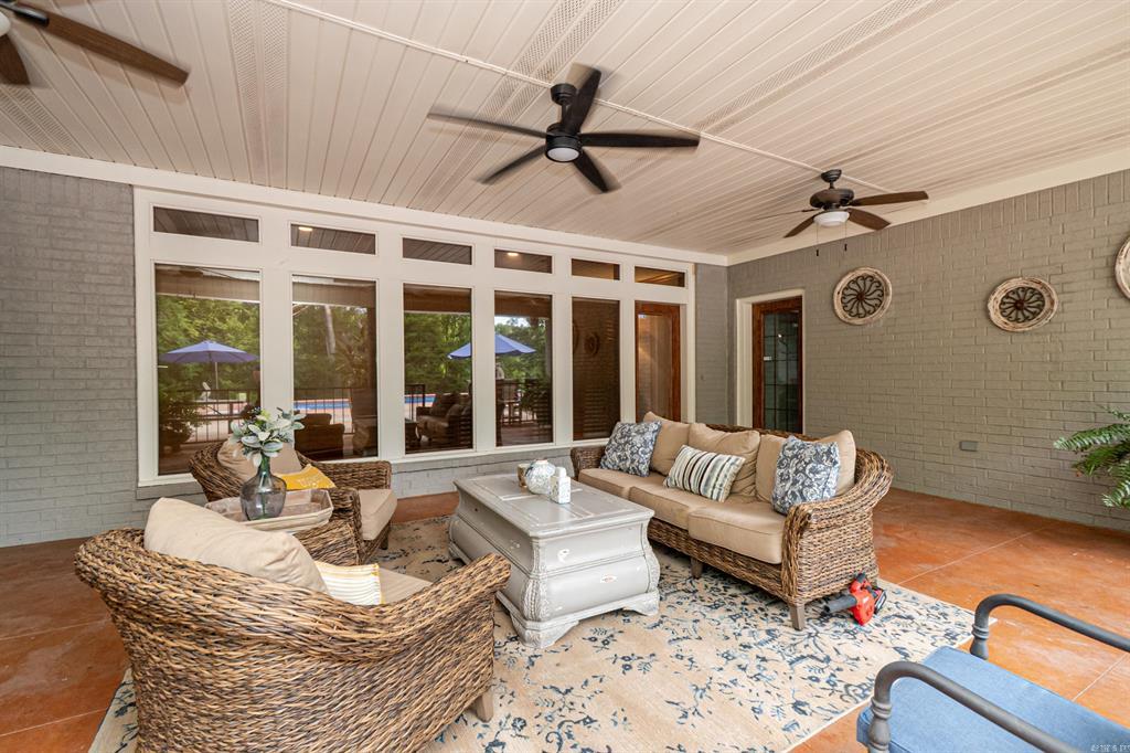 El Dorado, Arkansas, 71730, United States, 3 Bedrooms Bedrooms, ,4 BathroomsBathrooms,Residential,For Sale,1979599